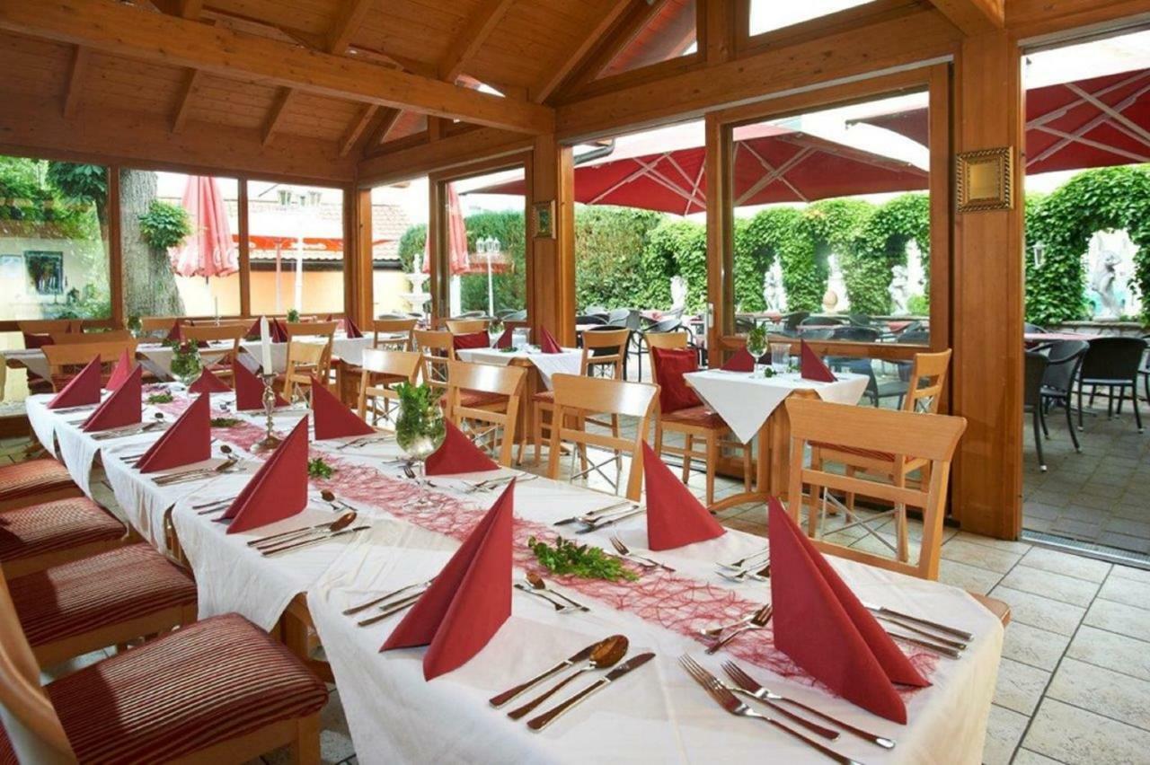 Hotelgasthof Zur Sonne Bad Gogging Bagian luar foto