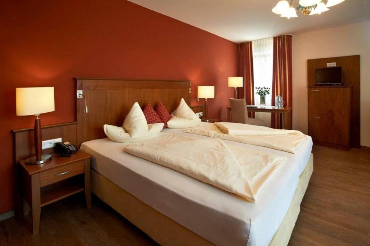 Hotelgasthof Zur Sonne Bad Gogging Bagian luar foto